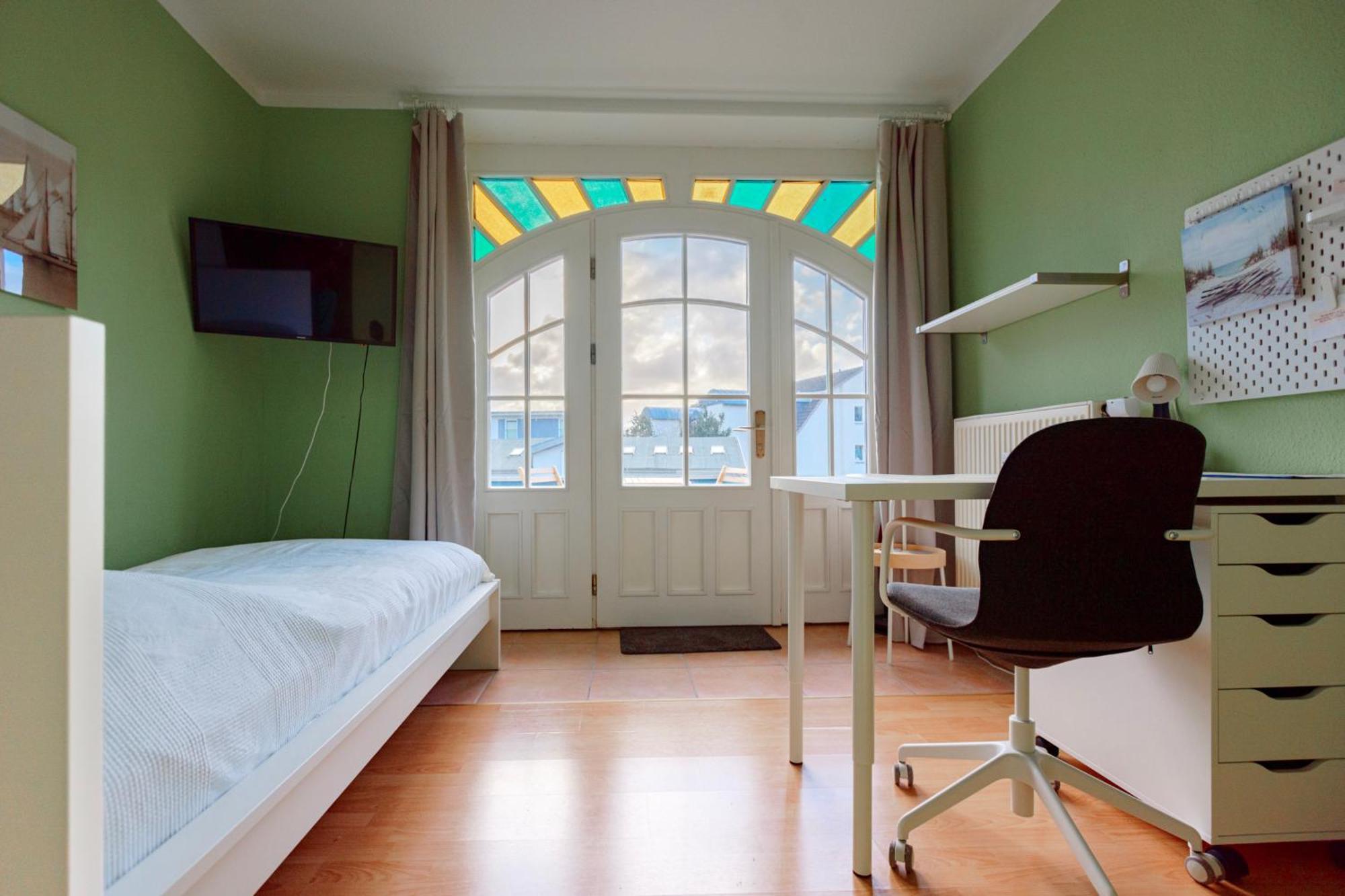 Gemütliche Mit Balkon Wohnung6 *